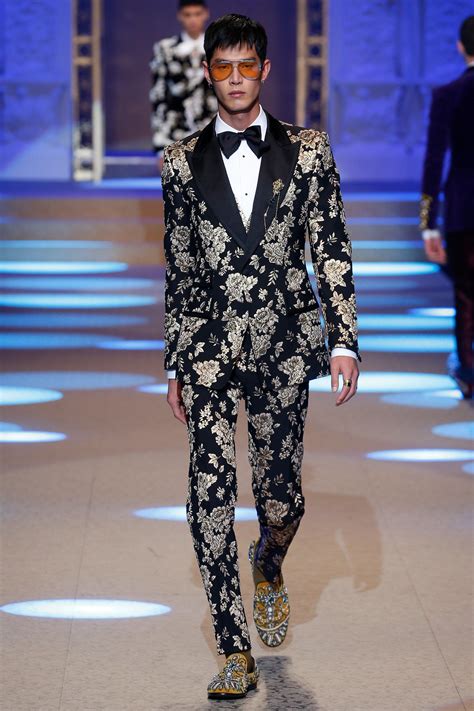 collection report dolce gabbana menswear 2018 orange
